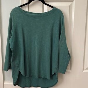 Tommy Bahama long sleeve light weight shirt. Size large.